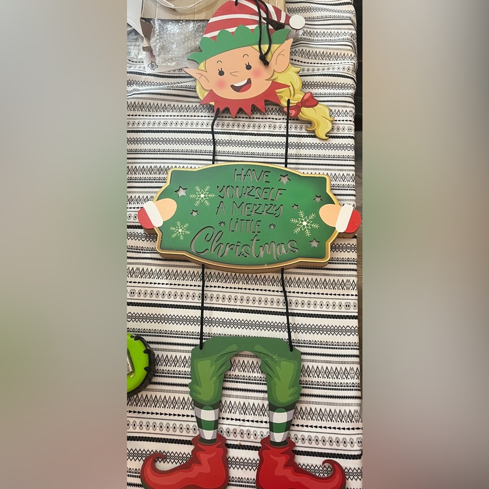 Festive Elf Christmas Wall Decor with Green Sign